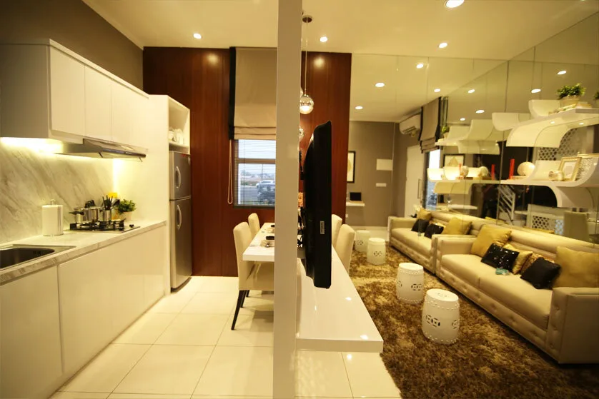 Show unit Advani Homes — dapur & pantry